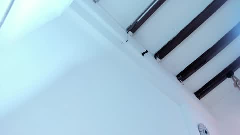 Snapshot of oriana_guzman chatting on 24, 2, 2025 Miss Guzman online show from 24, 2, 2025