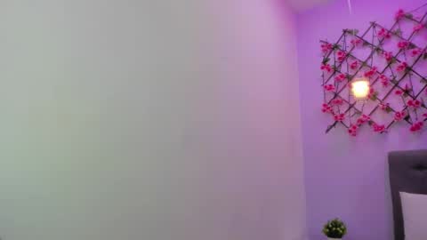 Snapshot of oriana_guzman chatting on 7, 3, 2025 Miss Guzman online show from 7, 3, 2025
