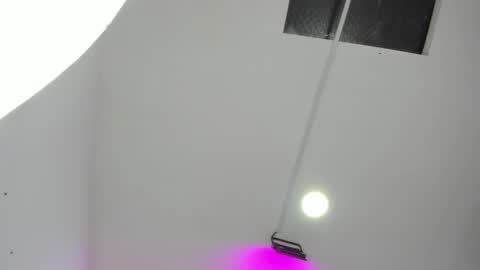 Snapshot of oriana_guzman chatting on 8, 3, 2025 Miss Guzman online show from 8, 3, 2025