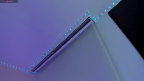 Miss Guzman  online show from 14, 2, 2026