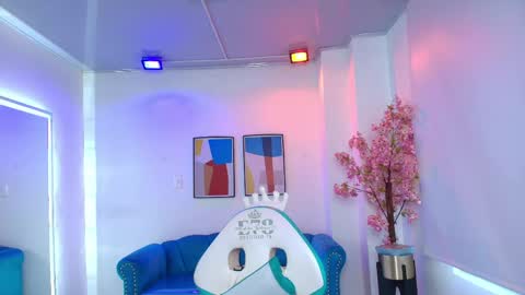 Oriana  online show from 29, 5, 2026