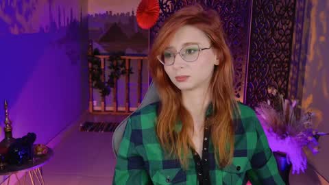 Orianna -  Hi Im into geek culture cosplay crafting LARP games. Shall we play DnD online show from 14, 12, 2024