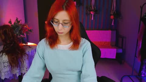Orianna -  Hi Im into geek culture cosplay crafting LARP games. Shall we play DnD online show from 1, 2, 2025
