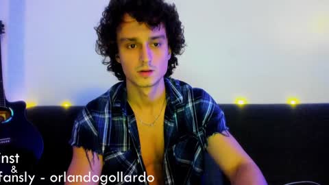 Snapshot of orlando__bloom chatting on 19, 12, 2024 Fansly and Instagram -  online show from 19, 12, 2024