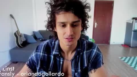 Snapshot of orlando__bloom chatting on 7, 1, 2025 Fansly and Instagram -  online show from 7, 1, 2025