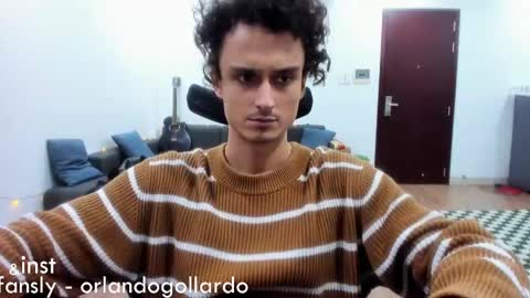 Snapshot of orlando__bloom chatting on 9, 1, 2025 Fansly and Instagram -  online show from 9, 1, 2025