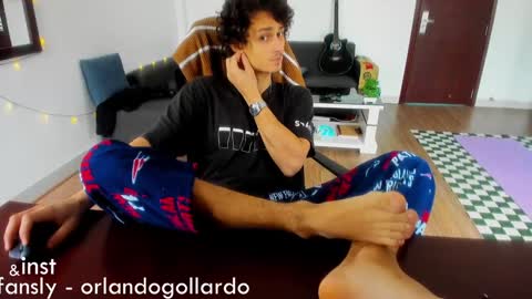 Snapshot of orlando__bloom chatting on 13, 1, 2025 Fansly and Instagram -  online show from 13, 1, 2025