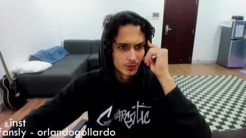 Snapshot of orlando__bloom chatting on 14, 1, 2025 Fansly and Instagram -  online show from 14, 1, 2025