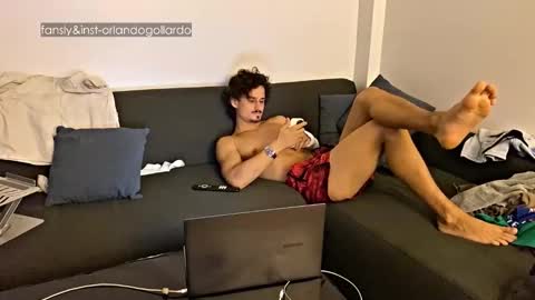 Snapshot of orlando__bloom chatting on 30, 9, 2025 Fansly and Instagram -  online show from 30, 9, 2025