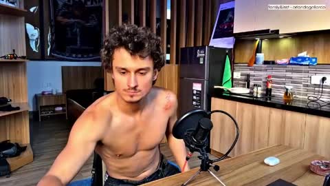 Fansly and Instagram -  online show from 10, 4, 2026