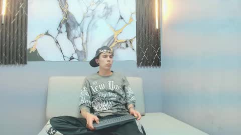 orus_241 online show from 17, 10, 2025