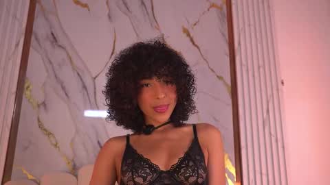 Snapshot of oshun_25 chatting on 15, 1, 2026 Oshun online show from 15, 1, 2026