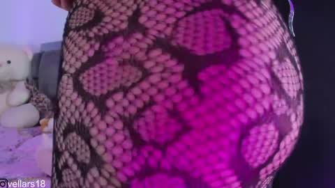 Snapshot of osiris_doll chatting on 19, 4, 2026 vella online show from 19, 4, 2026