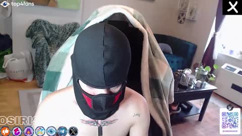 Snapshot of osirisbad chatting on 16, 2, 2025 osirisbad online show from 16, 2, 2025