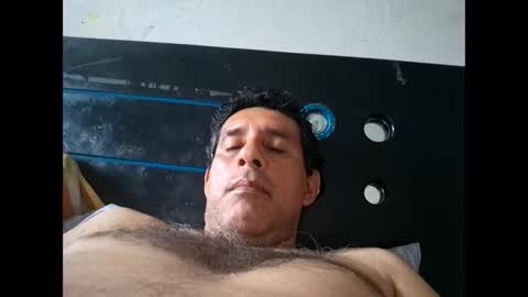 Snapshot of ositofelizx40 chatting on 1, 12, 2024 EDI online show from 1, 12, 2024