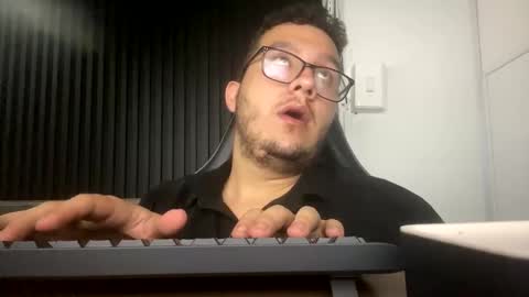 Snapshot of osomalicioso chatting on 30, 9, 2025 juan online show from 30, 9, 2025