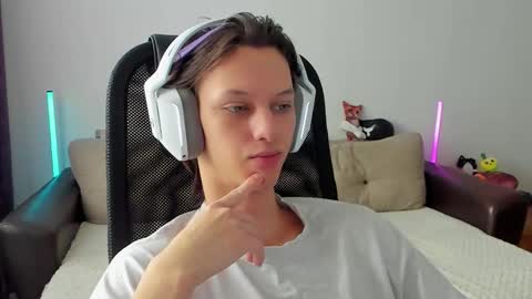 Ostin online show from 22, 2, 2026