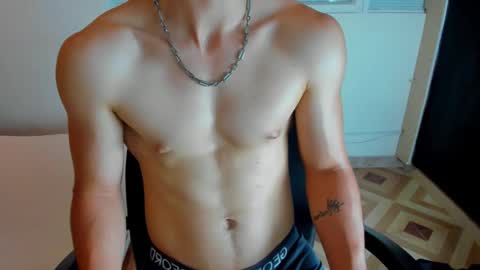 Snapshot of owenn_17 chatting on 11, 10, 2025 owwn online show from 11, 10, 2025