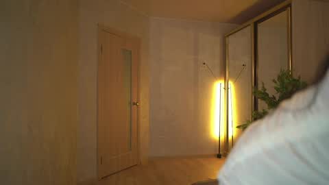 Snapshot of oxxme chatting on 30, 4, 2026 Oxana Hi friends all my videos are 50 off check my bio online show from 30, 4, 2026