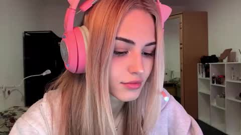 Snapshot of ozellagranville chatting on 13, 2, 2026 Eva online show from 13, 2, 2026