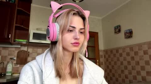 Eva online show from 11, 5, 2026
