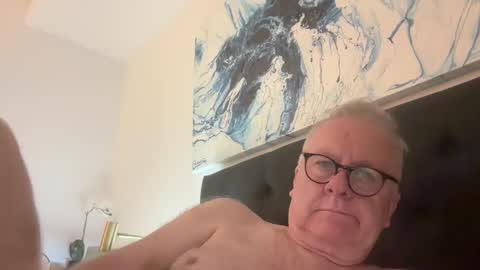 Snapshot of ozhairybearxxxx chatting on 24, 12, 2024 ozhairybearxxxx online show from 24, 12, 2024