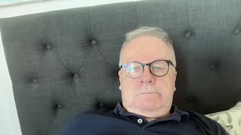 Snapshot of ozhairybearxxxx chatting on 29, 3, 2026 ozhairybearxxxx online show from 29, 3, 2026