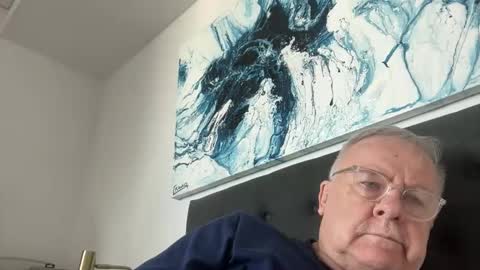 ozhairybearxxxx online show from 5, 6, 2026