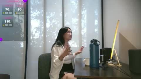 Snapshot of ozhmara chatting on 4, 12, 2025 ozhmara online show from 4, 12, 2025