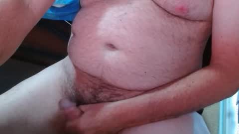 Snapshot of ozzieozzieoi chatting on 4, 12, 2025 HairyolOz online show from 4, 12, 2025