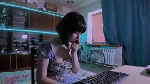 Snapshot of pa1e_pr1ncess chatting on 8, 7, 2026 Ella online show from 8, 7, 2026