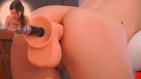 Kimlovense is activeThere are legends that in this room all your wishes can come true  Private is Open online show from 10, 4, 2026