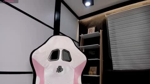 Paige online show from 22, 2, 2025