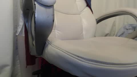 paiper online show from 27, 12, 2024