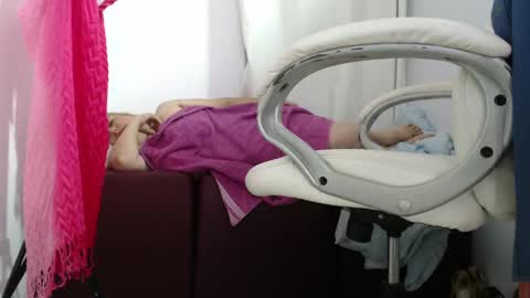 paiper online show from 19, 1, 2025