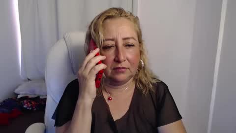 paiper online show from 17, 10, 2025