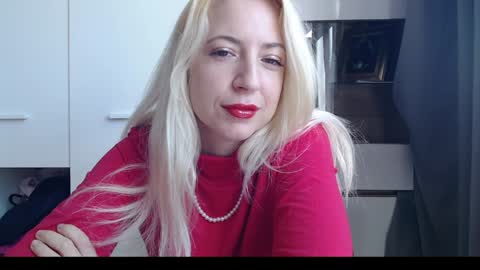Snapshot of pam_fans chatting on 10, 10, 2025 BABE online show from 10, 10, 2025