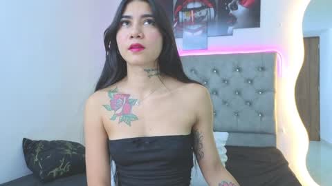 Snapshot of pamela23_ chatting on 22, 4, 2026 pamela23_ online show from 22, 4, 2026