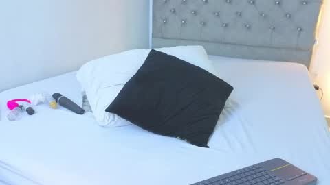 Snapshot of pamela23_ chatting on 28, 4, 2026 pamela23_ online show from 28, 4, 2026