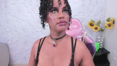 Snapshot of pamela_guzmaan_ chatting on 30, 12, 2024 PAMELA online show from 30, 12, 2024