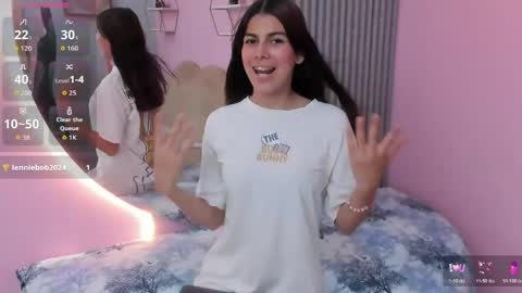 Snapshot of pamela_monroy_ chatting on 18, 4, 2026 Princess Pamela online show from 18, 4, 2026