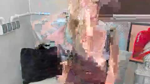 PamelaLips online show from 4, 3, 2026