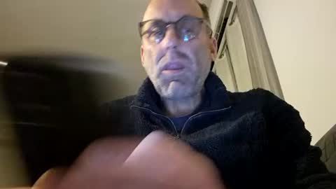 pansak1973 online show from 18, 2, 2025