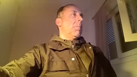 pansak1973 online show from 27, 2, 2025