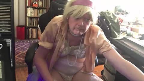 Pantyvioletlace online show from 11, 4, 2026