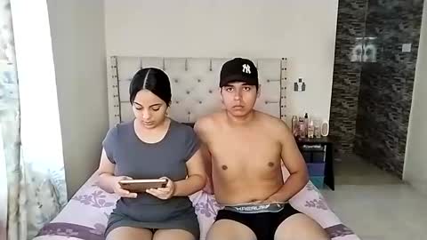 Snapshot of paola_835068 chatting on 3, 6, 2026 Paola 23 and Andres 25 online show from 3, 6, 2026