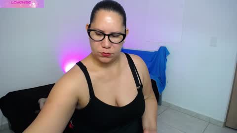 Snapshot of paola_ferrer chatting on 6, 2, 2025 paola online show from 6, 2, 2025