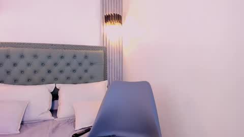 Snapshot of paolab_g chatting on 19, 2, 2025 online show from 19, 2, 2025