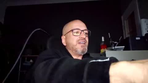 Papi online show from 23, 1, 2025