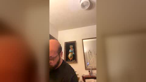 papichulo5556 online show from 18, 4, 2026